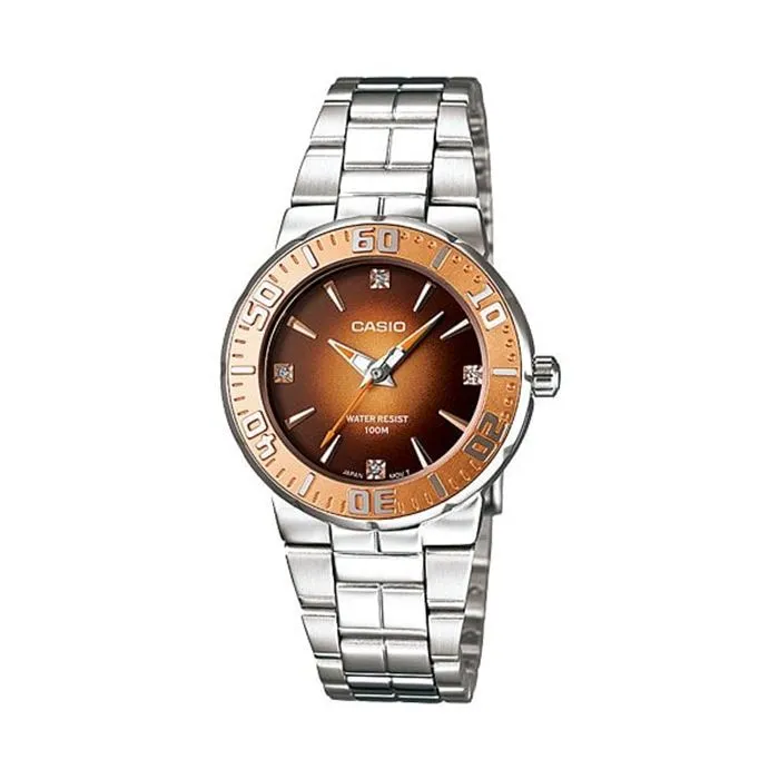 Casio LTD-2000D-5A Kadın Kol Saati - 1